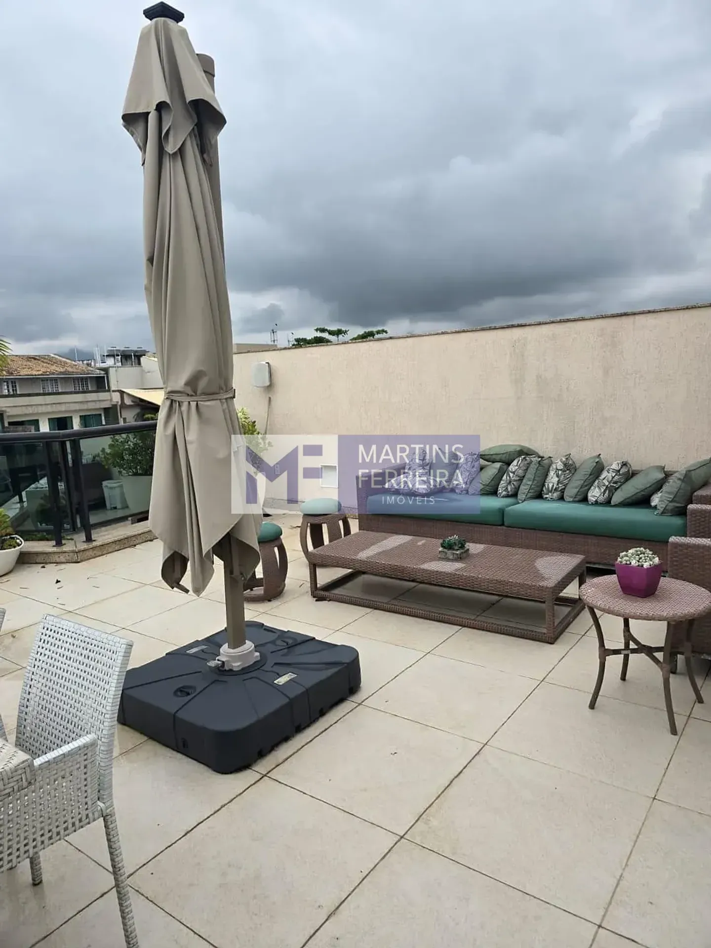 Unfurnished penthouse apartment with 4 bedrooms — photo 44
