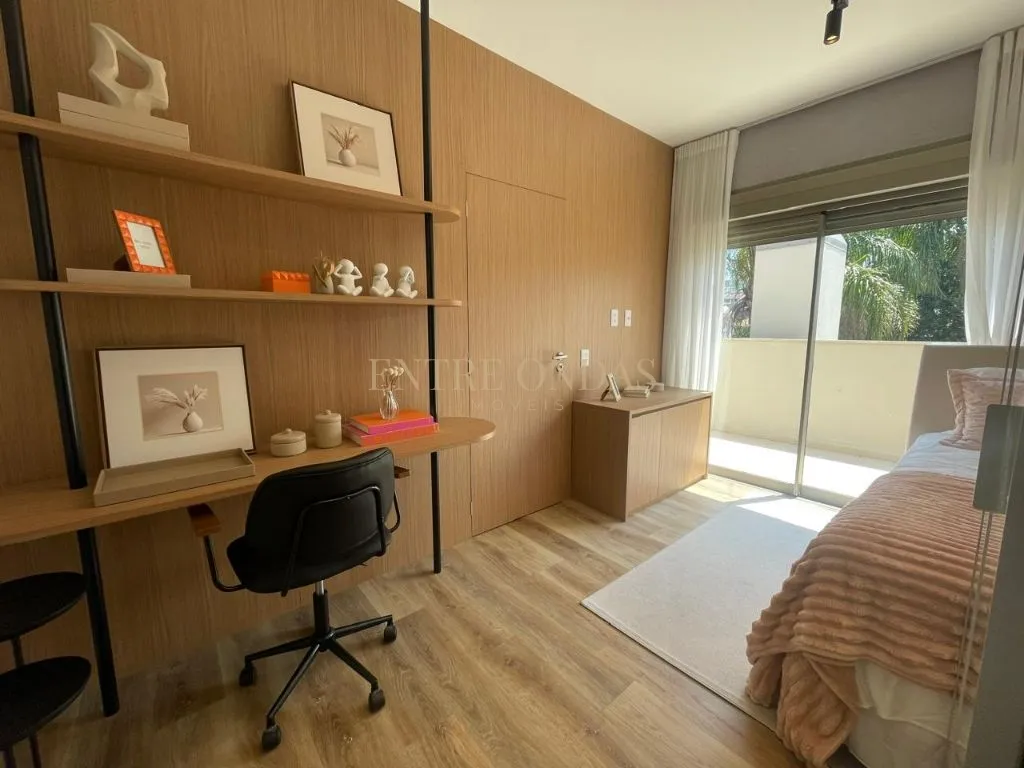 Apartment on the 2nd floor with a home office — photo 24