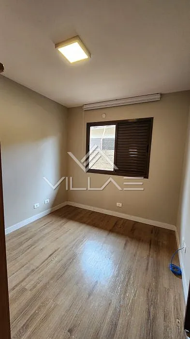 4-bedroom house with a washing machine in Curitiba — photo 26