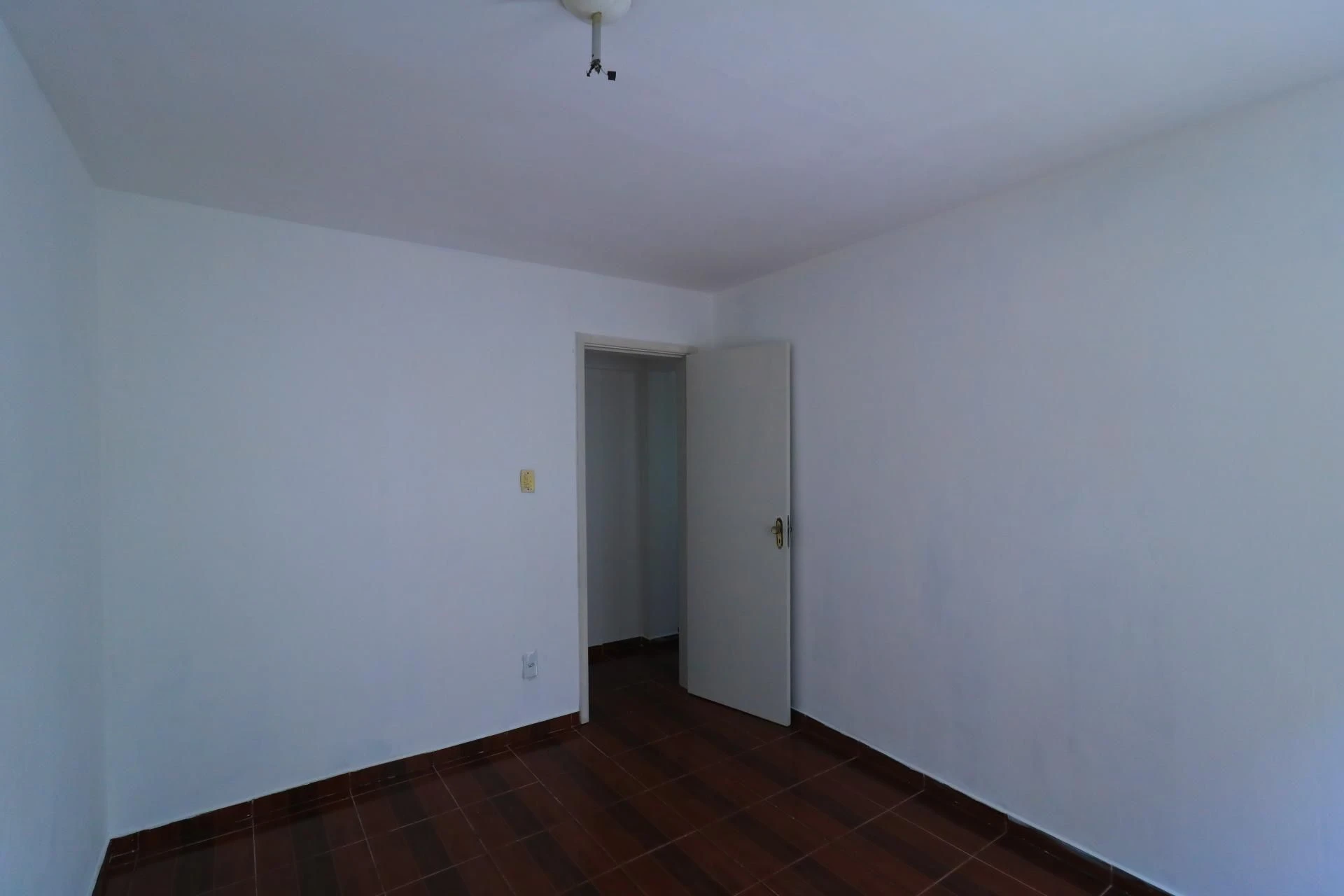 Apartamento sin amueblar de 2 dormitorios con balcón — photo 8