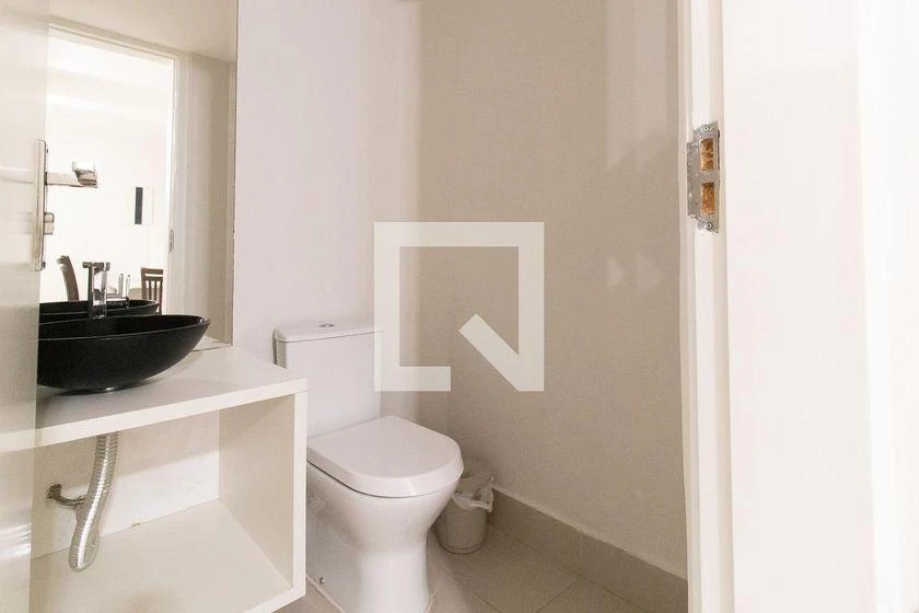 Rental house with 5 bedrooms and 290 m² — photo 40