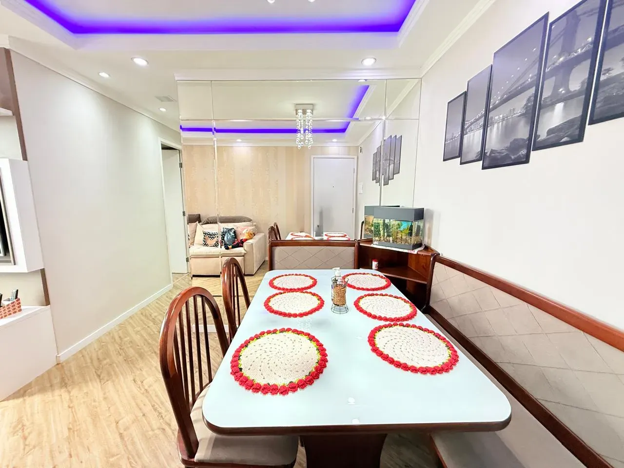 2-bedroom apartment with a washing machine in Curitiba — photo 22