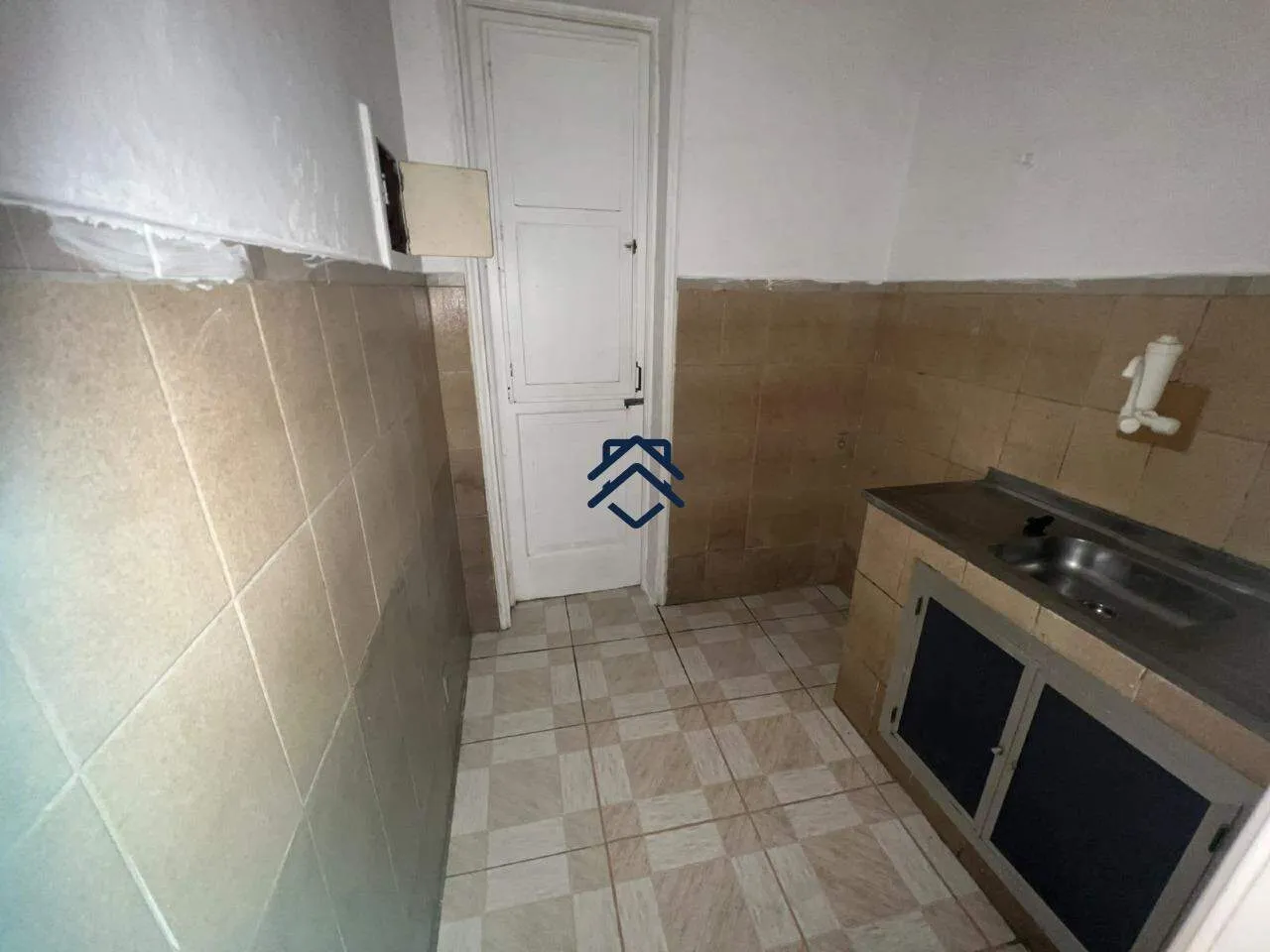 2-bedroom apartment, 65 m² — photo 2