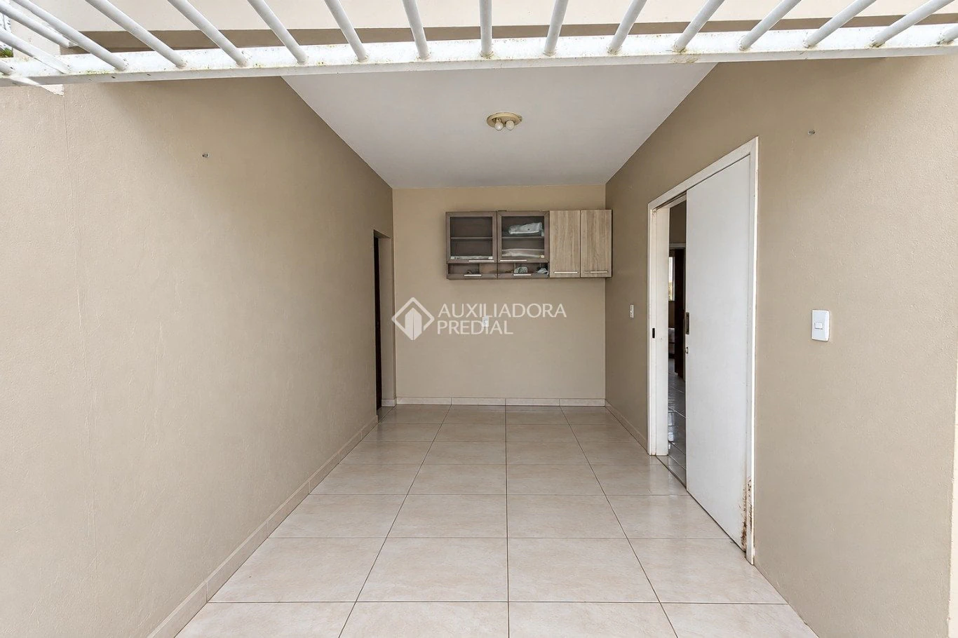 2-bedroom house with a washing machine in Florianópolis