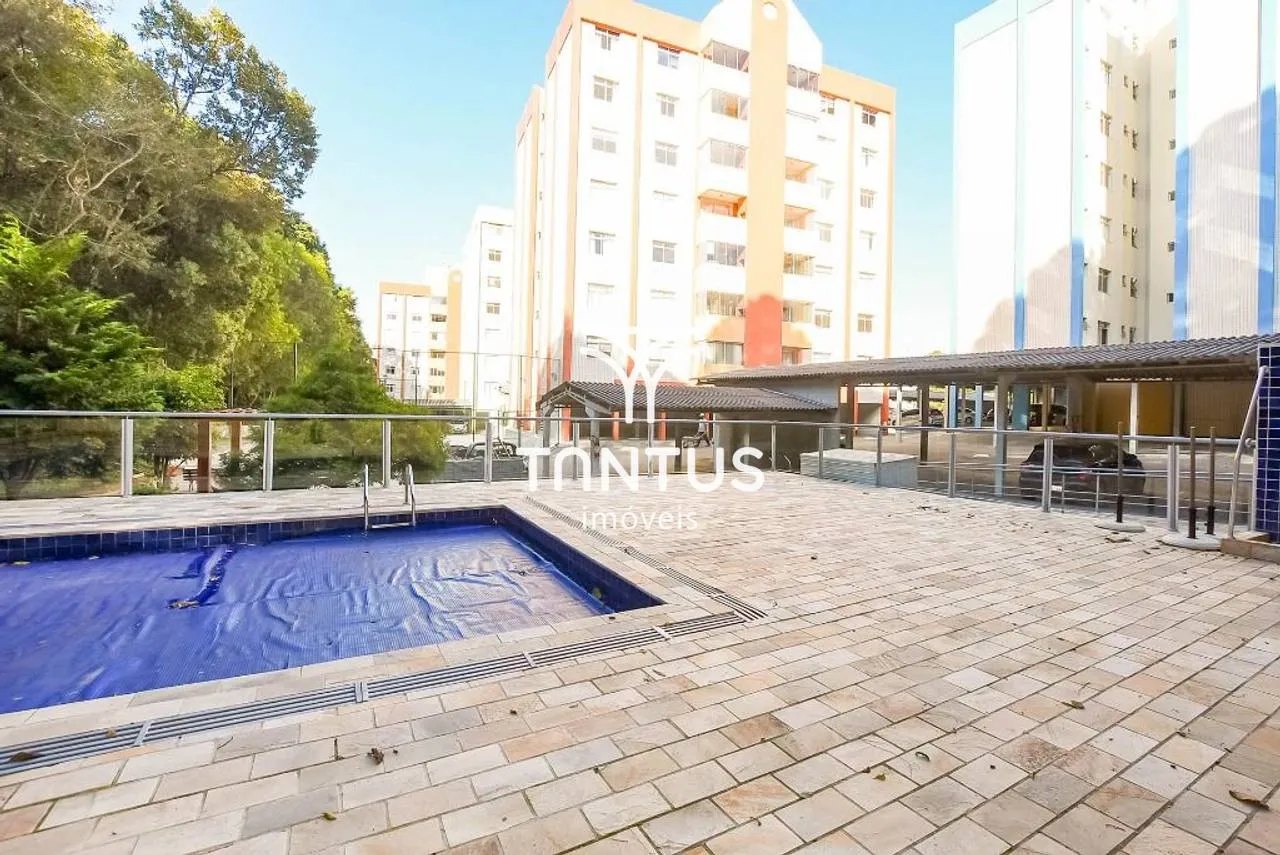 65 m² apartment with a grill on the balcony and a bathtub — photo 3