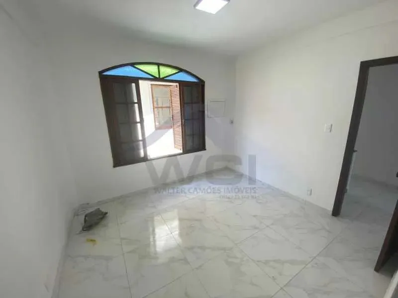 Triplex house with 5 bedrooms and 5 bathrooms and parking for 5 — photo 7