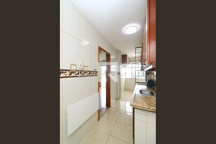 Apartment, 77 m², with wood or laminate floors — photo 14