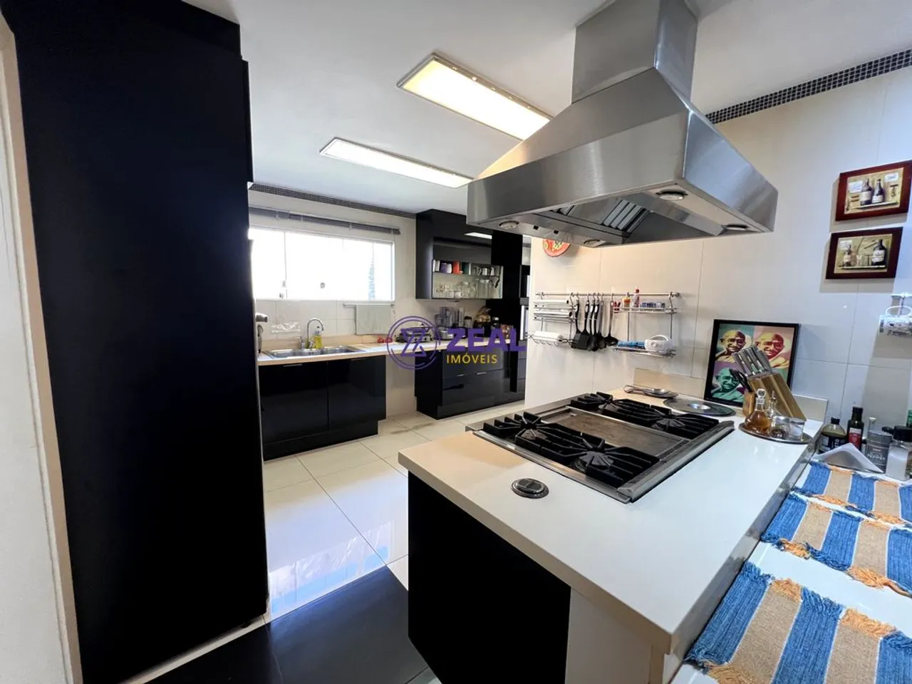 Furnished triplex house with 5 bedrooms and 5 parking — photo 20