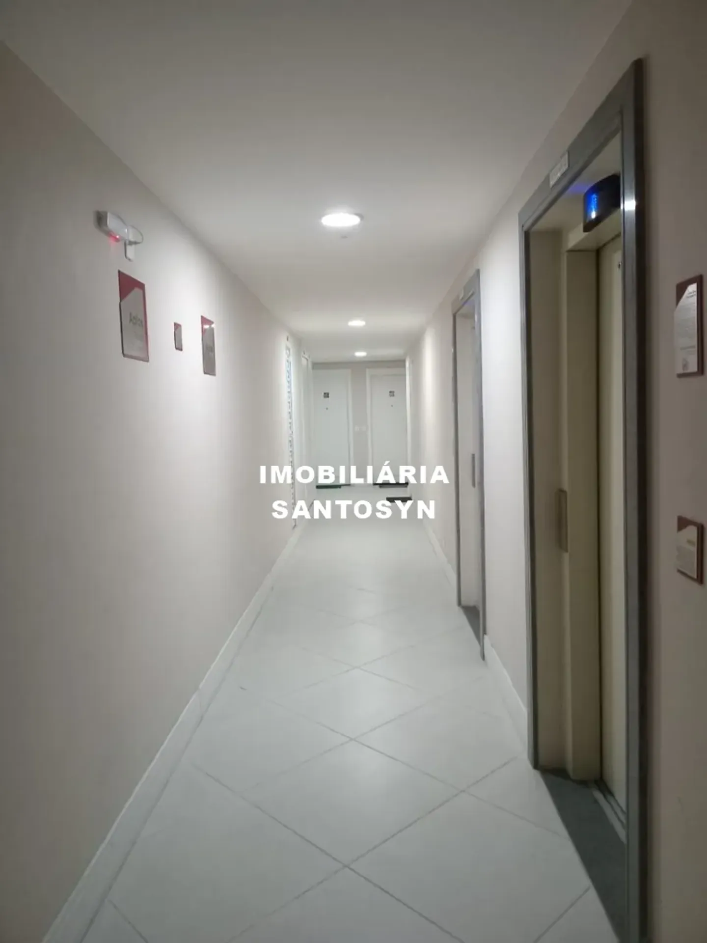 2-bedroom apartment in a building with a gym — photo 30