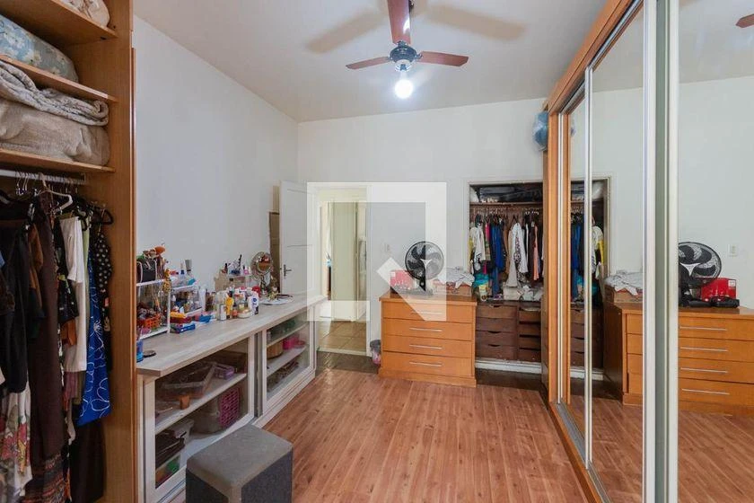 Casa para alugar com 4 quartos e 230 m², 3 banheiros — photo 28
