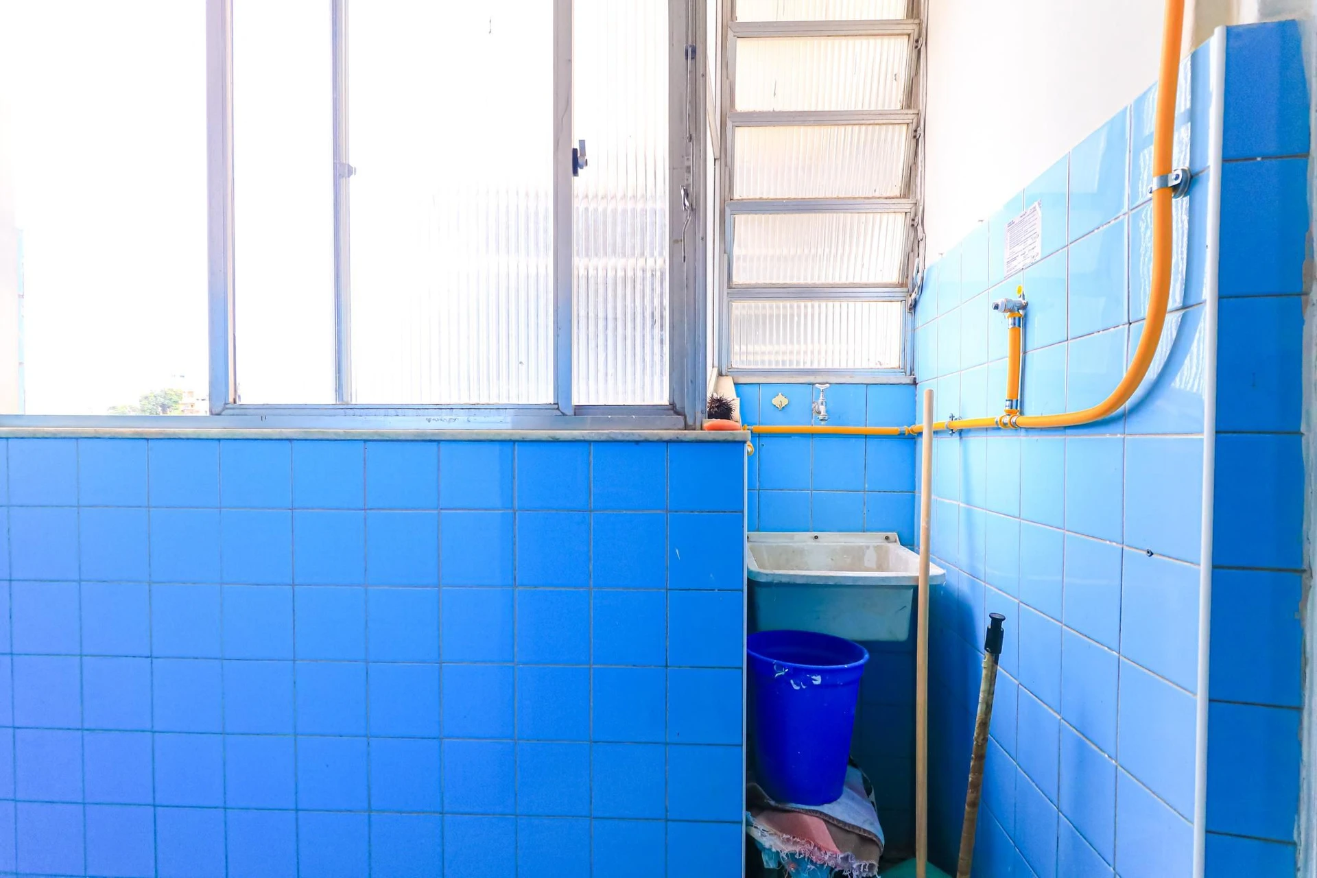 Apartamento de 2 dormitorios con cocina independiente — photo 20