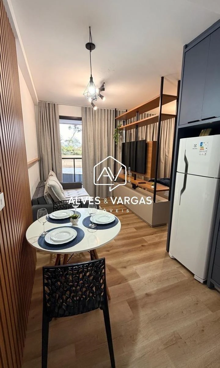 Furnished apartment, 34 m², with wood or laminate floors — photo 7
