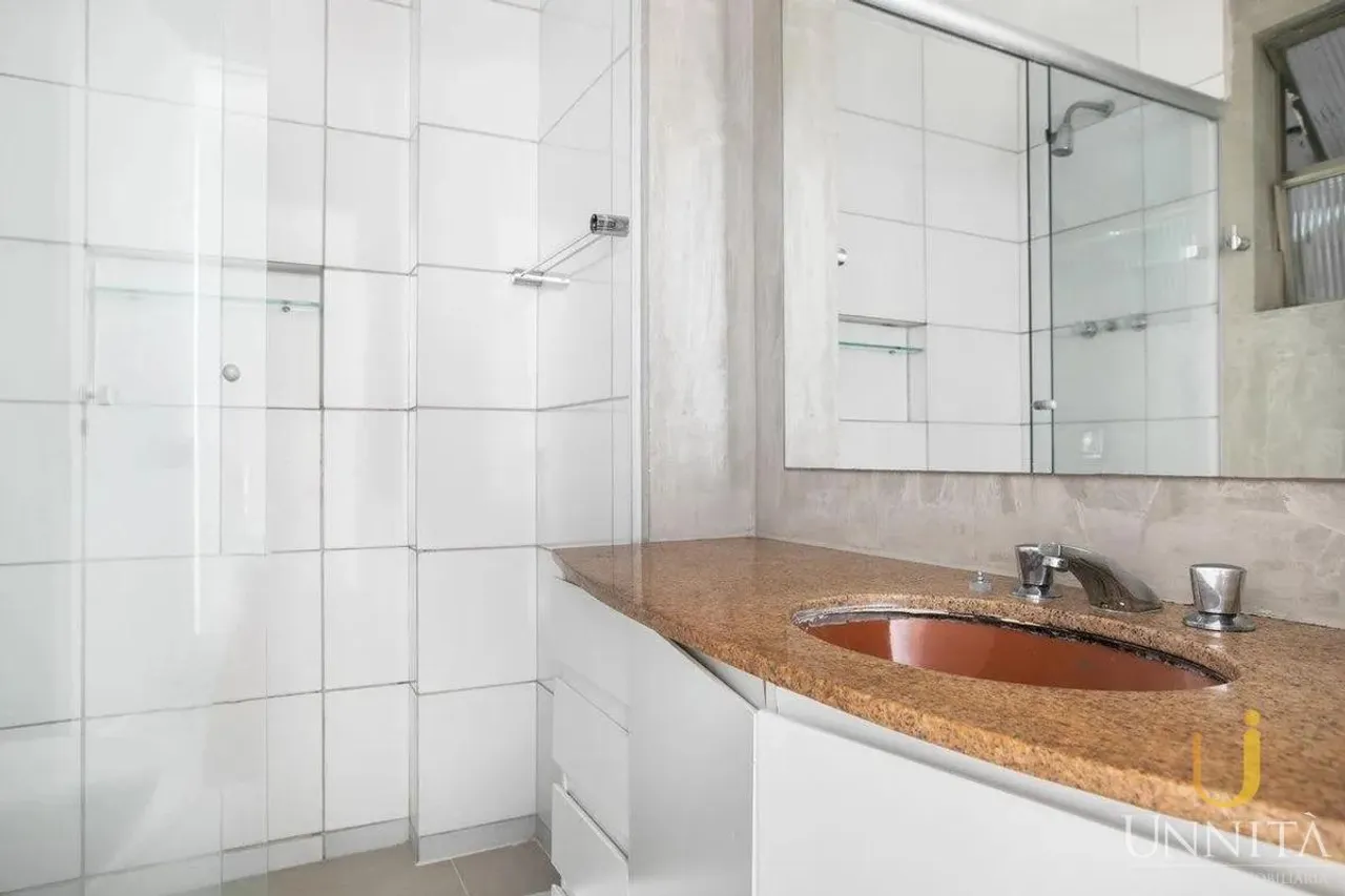 Furnished apartment with 3 bedrooms and 3 bathrooms — photo 14
