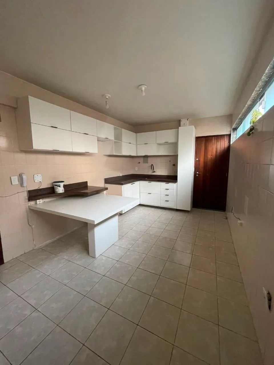 3-bedroom apartment with 3 bathrooms and 1 parking — photo 2