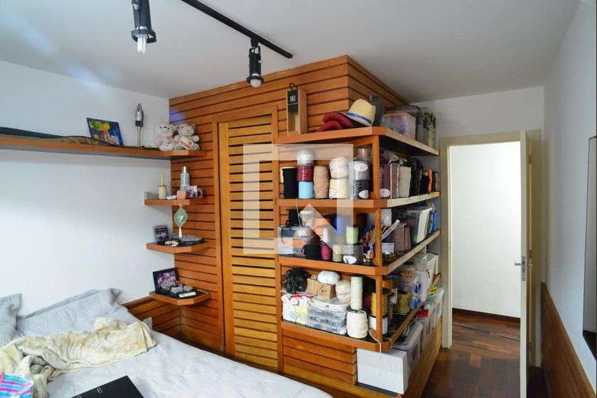 3-bedroom apartment with a home office — photo 29