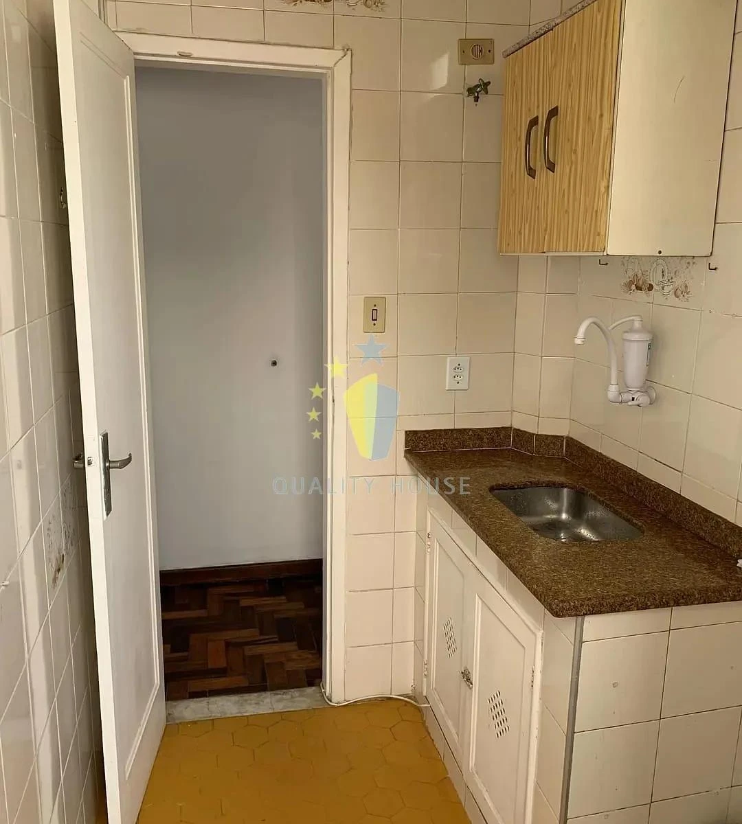 Дерев'яна підлога або ламінат та 1 спальня: квартира 45 м² — photo 7