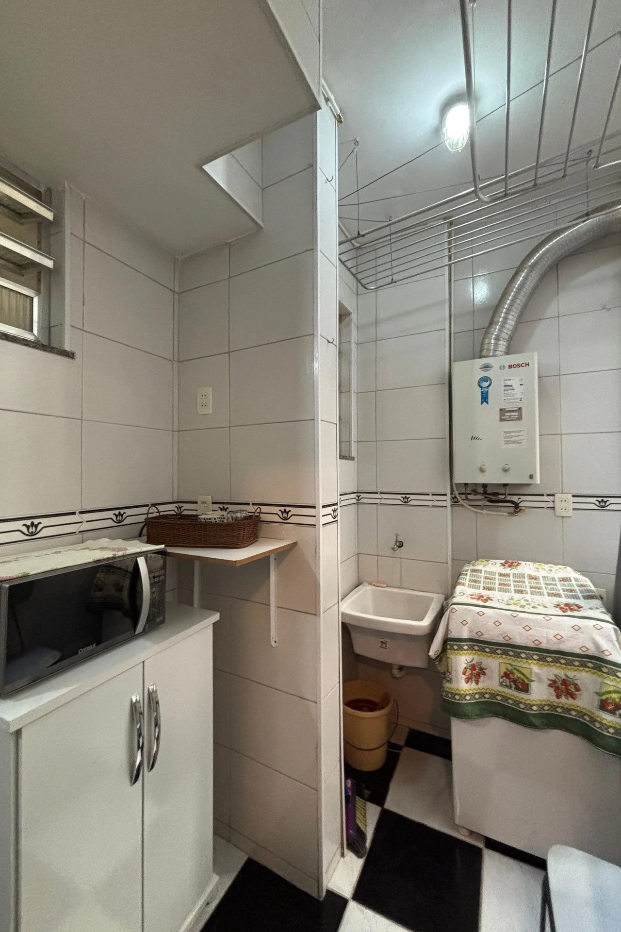 Apartamento mobiliado com 2 quartos e cozinha separada — photo 22