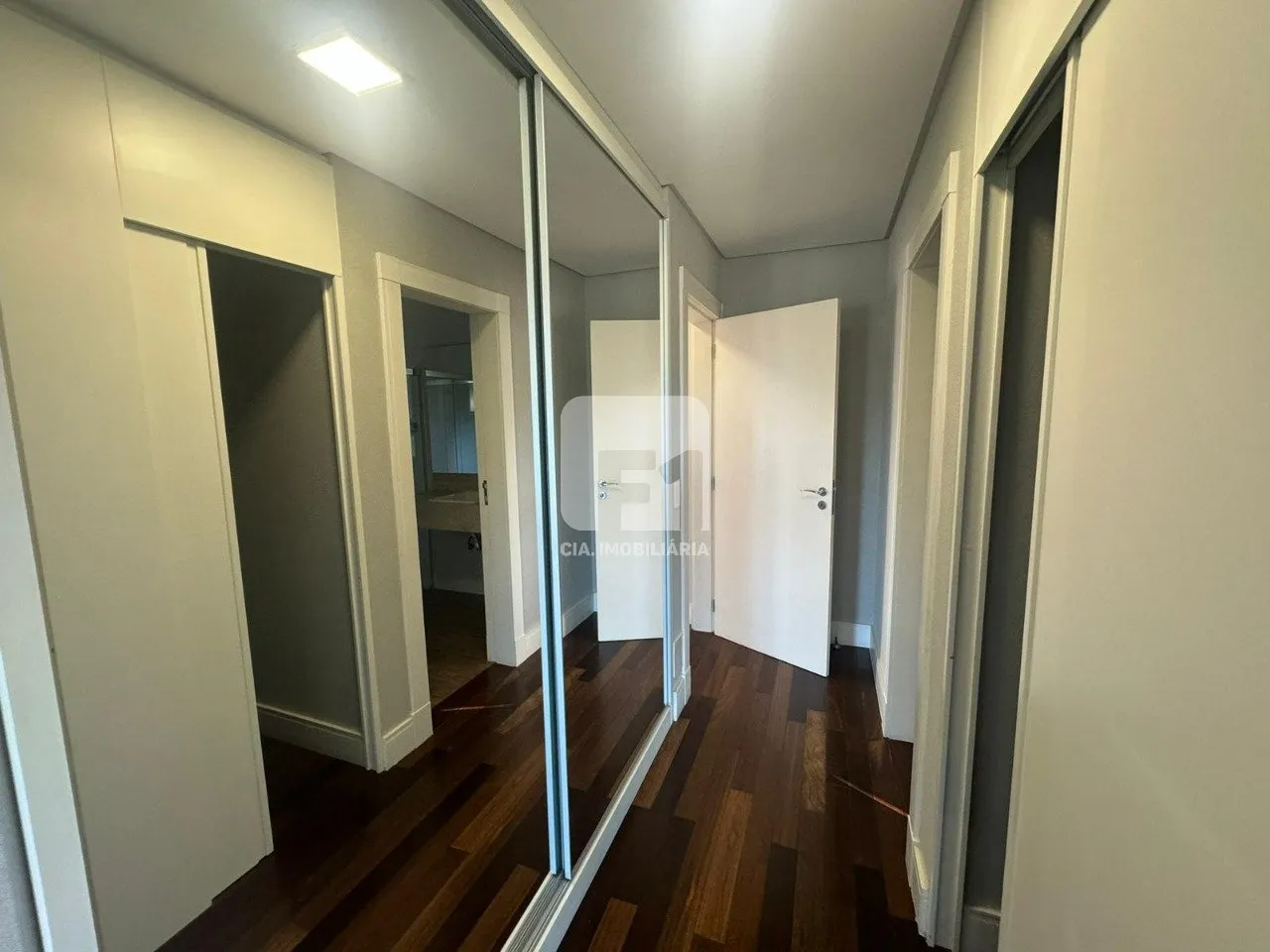 Furnished house with 7 bedrooms and a real desk — photo 55
