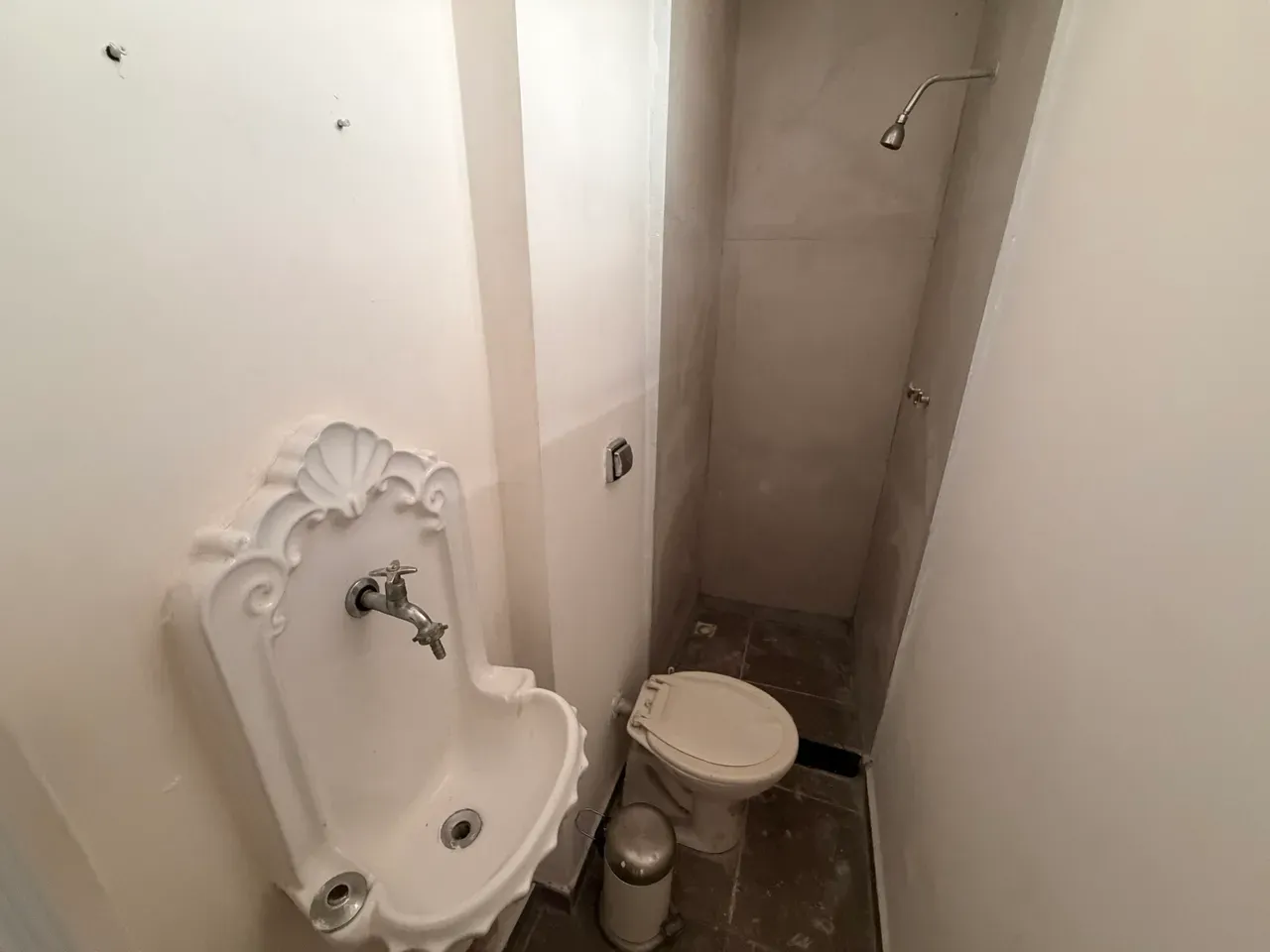 4-bedroom house with a bathtub in Rio de Janeiro — photo 24