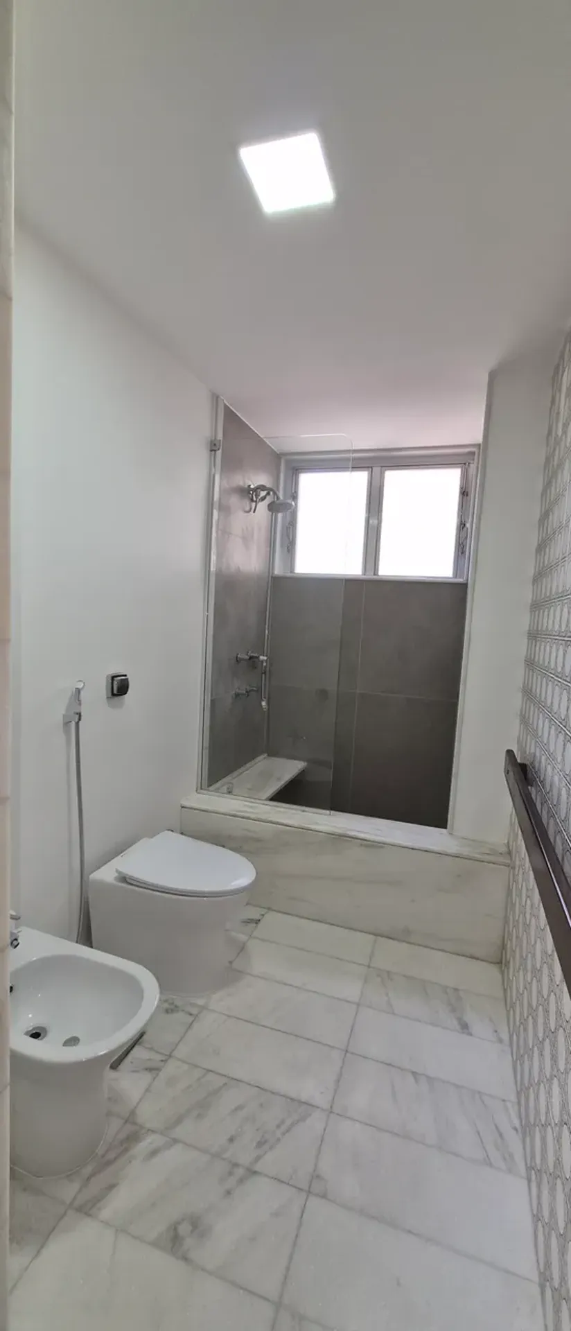 300 m² apartment with 4 bedrooms and gas kitchen — photo 38
