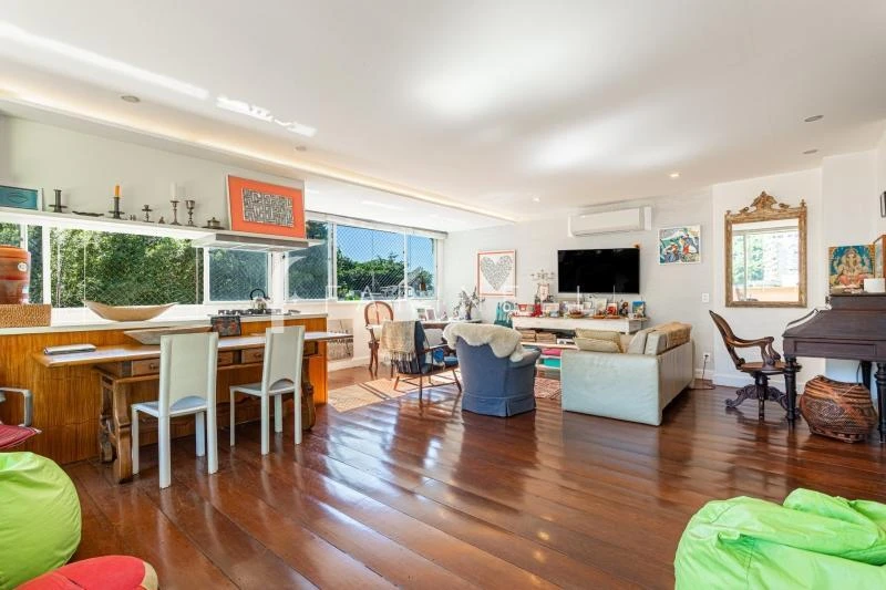 Apartamento mobiliado com 3 quartos e 5 banheiros — photo 21