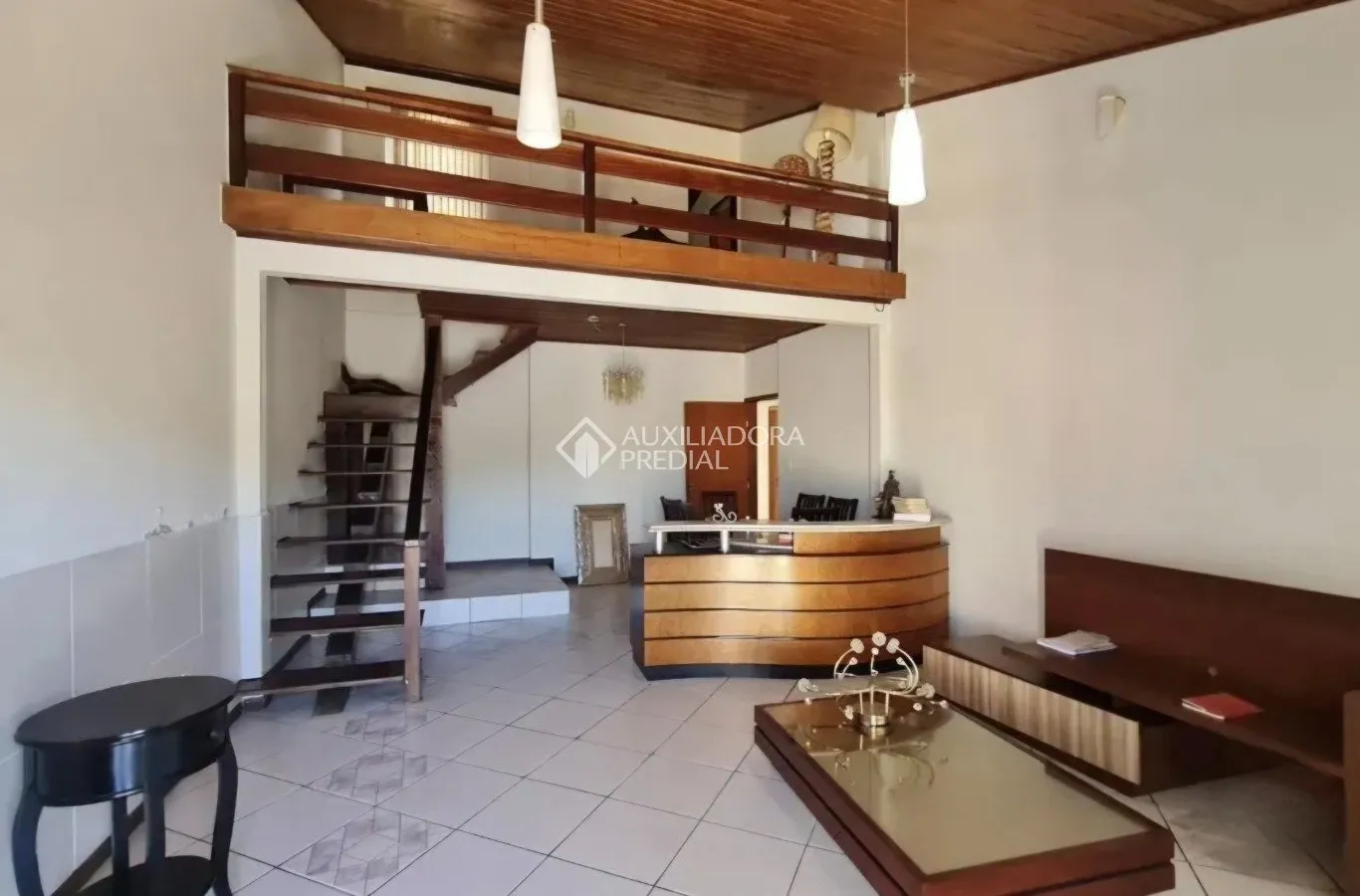 Casa con 5 dormitorios y cocina independiente con cocina a gas — photo 15