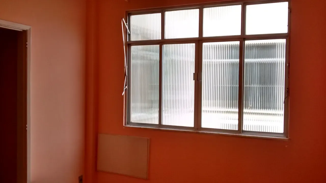 Departamento de 2 dormitorios con piso de madera o laminado — photo 5