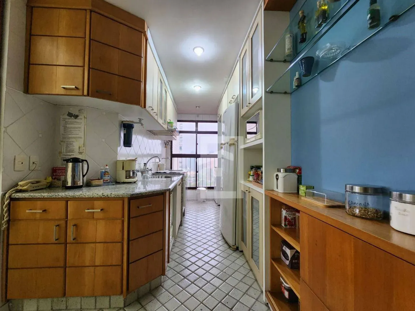 Furnished 3-bedroom apartment with 4 bathrooms — photo 36