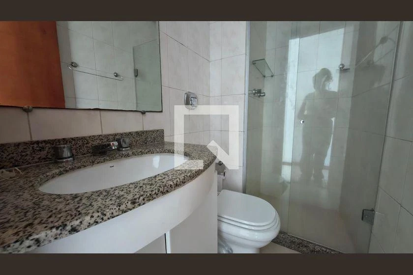 Квартира з 3 спальнями, у будинку є басейн — photo 33