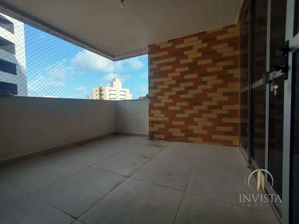4-bedroom apartment with private barbecue area — photo 3