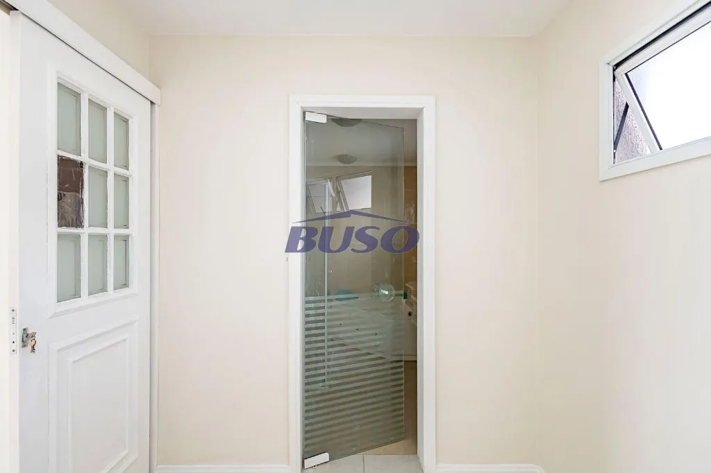 3-bedroom house with 228 m², suite and 3 covered spots — photo 26