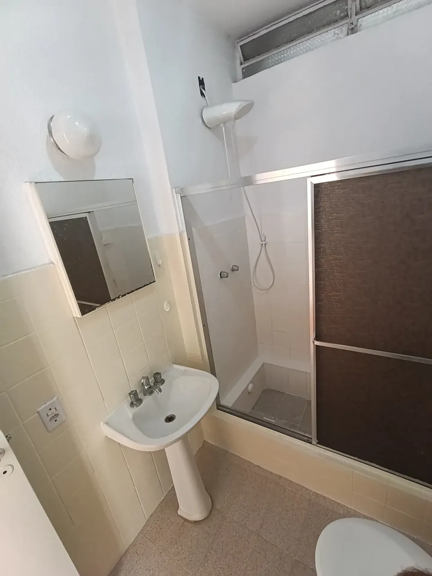 11th-floor apartment with 2 bedrooms and 2 bathrooms — photo 11
