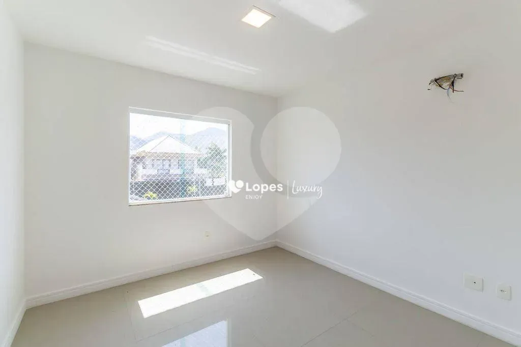 Unfurnished triplex house with 6 en-suite bedrooms and 820 m² — photo 41