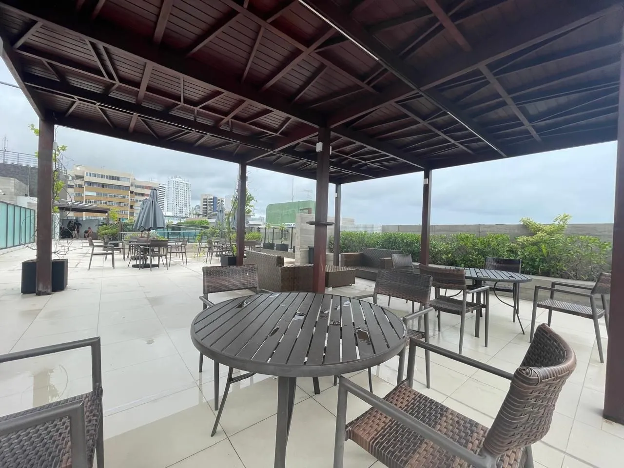 Furnished apartment with 2 bedrooms and balcony — photo 10