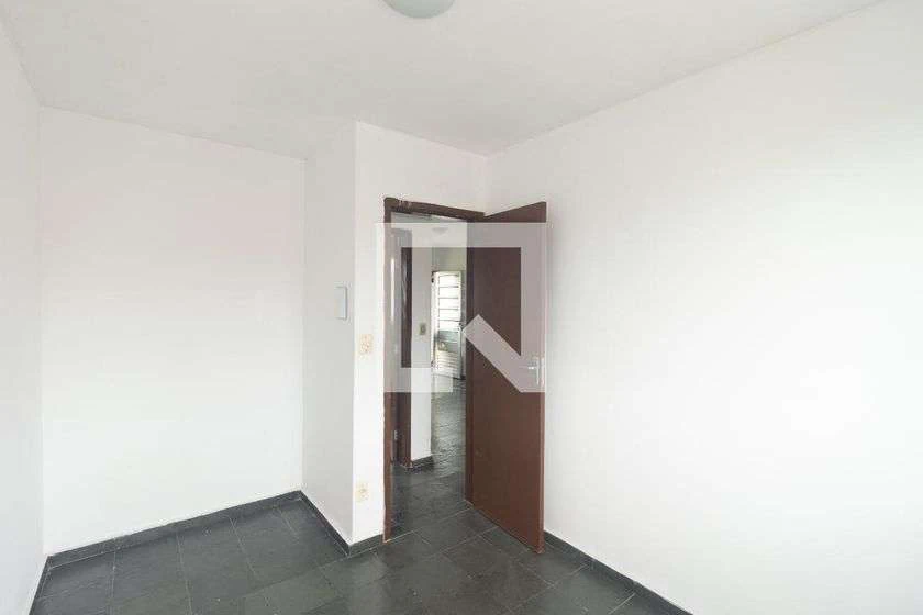 Apartamento de 2 dormitorios con balcón, 50 m² — photo 24