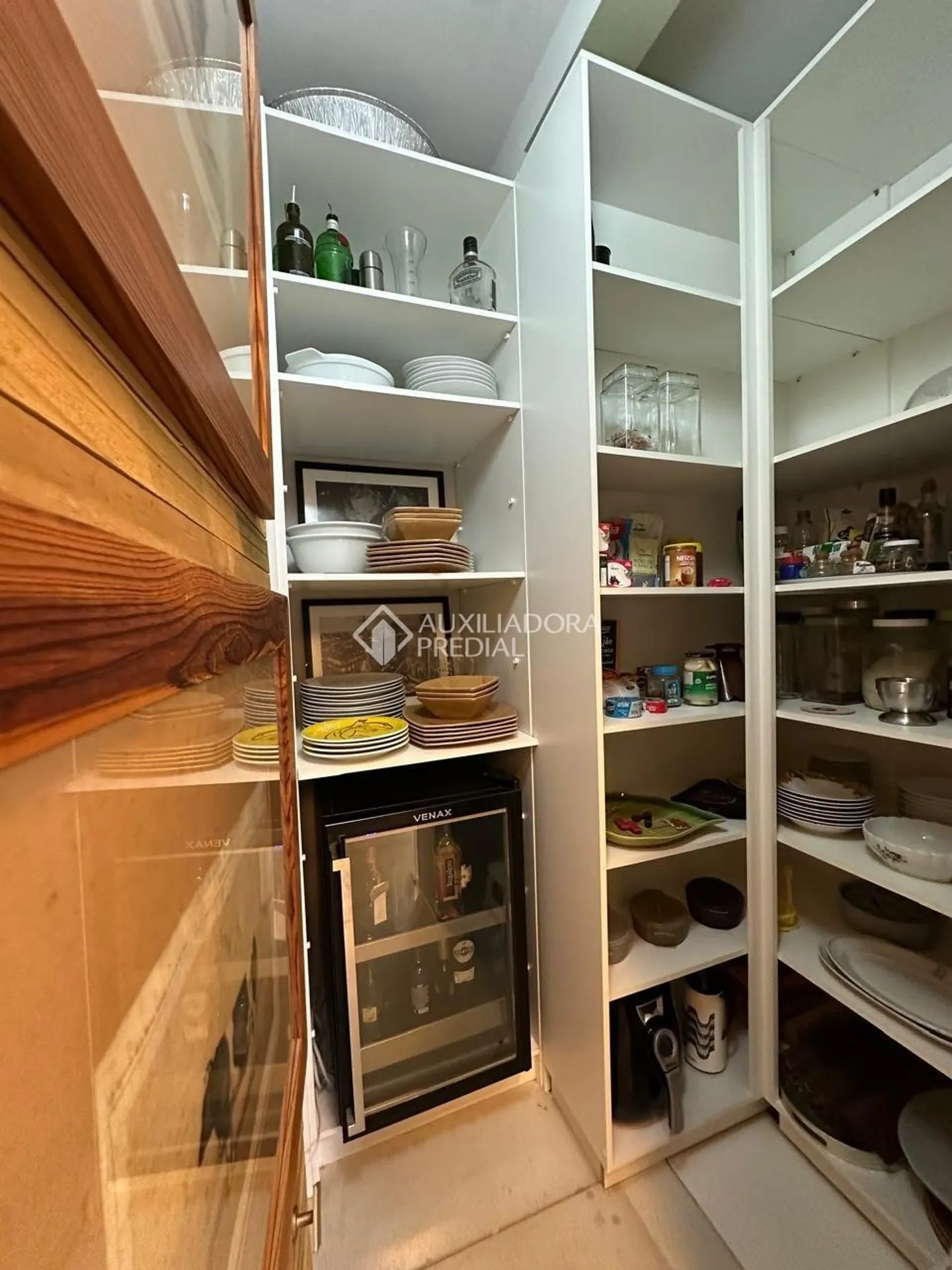 Furnished 5-bedroom apartment with 2 parking spots and 166 m² — photo 9