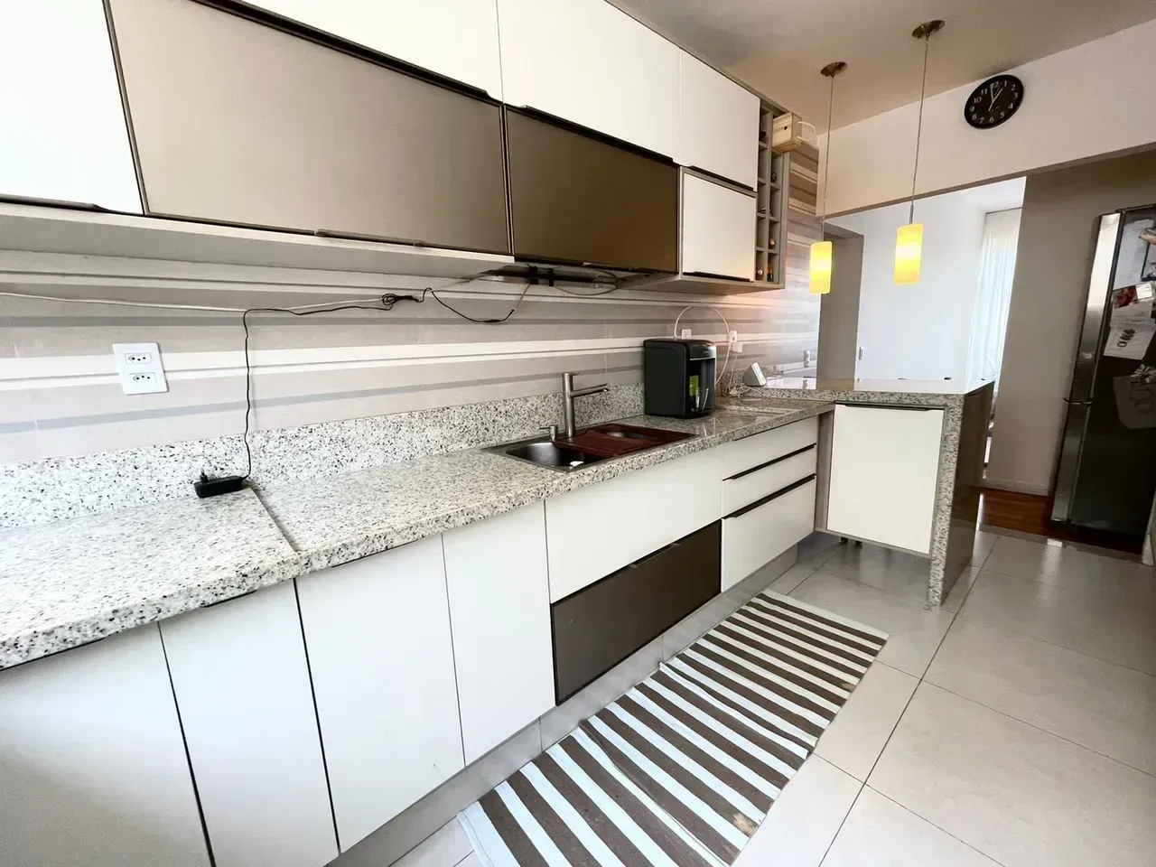 Furnished apartment with 4 bedrooms and closed kitchen — photo 22