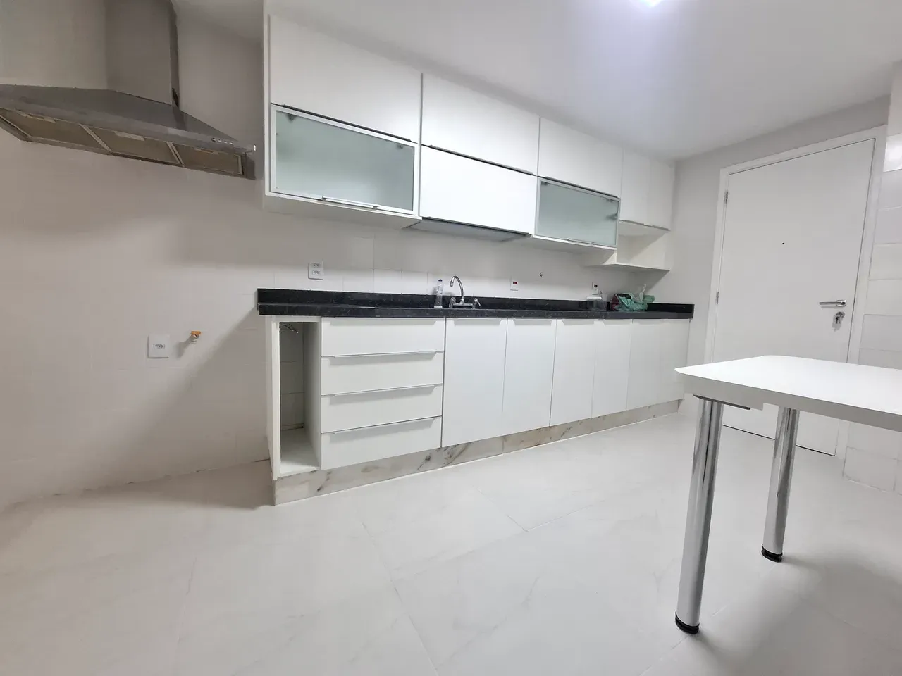 Apartment, 160 m², with floor-to-ceiling windows — photo 20