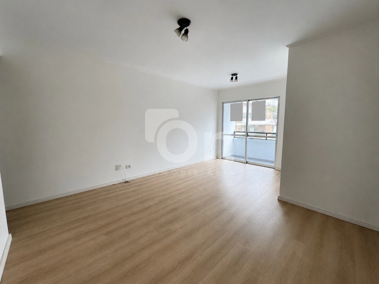 Apartment, 80 m², with wood or laminate floors — photo 10