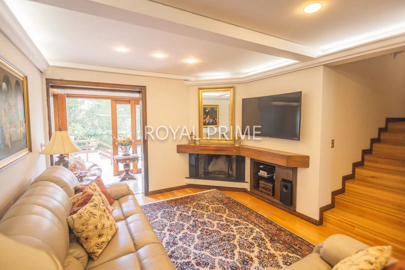 Furnished house in a gated community with 4 bedrooms and 5 baths — photo 17