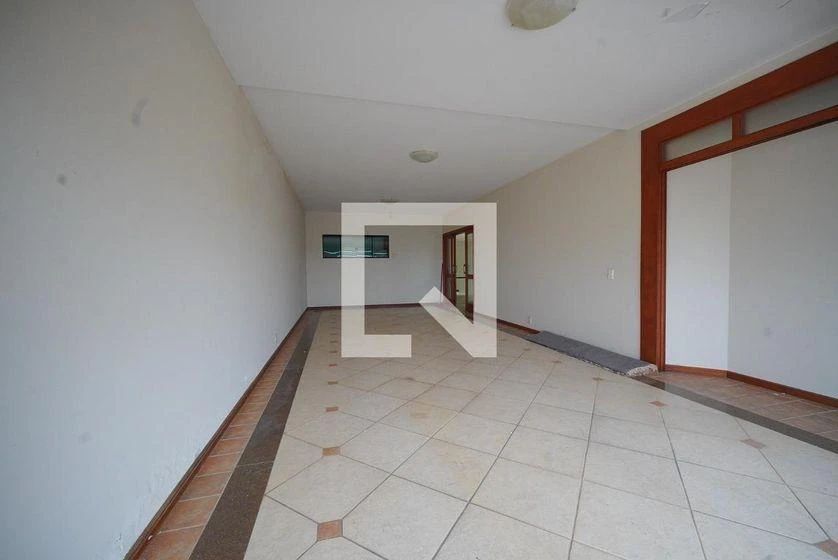 3 quartos e vista para a água: casa de 407 m² — photo 3