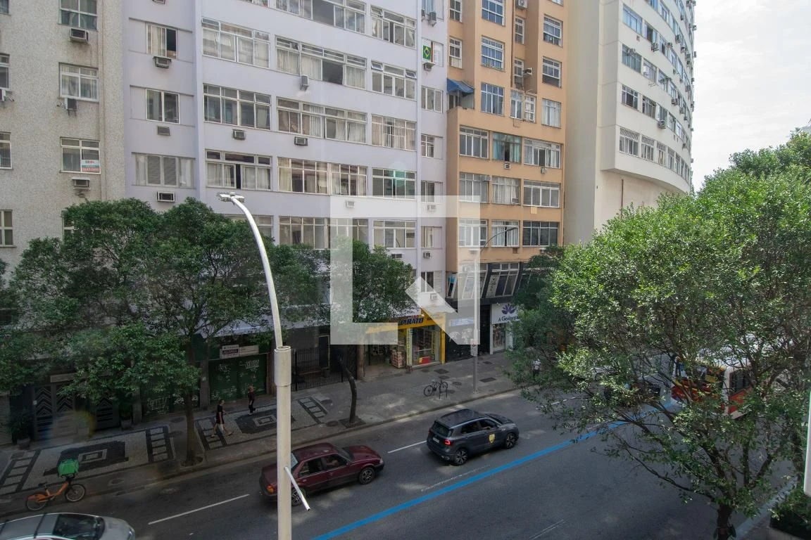 Monoambiente con piso de madera o laminado en Rio de Janeiro — photo 10