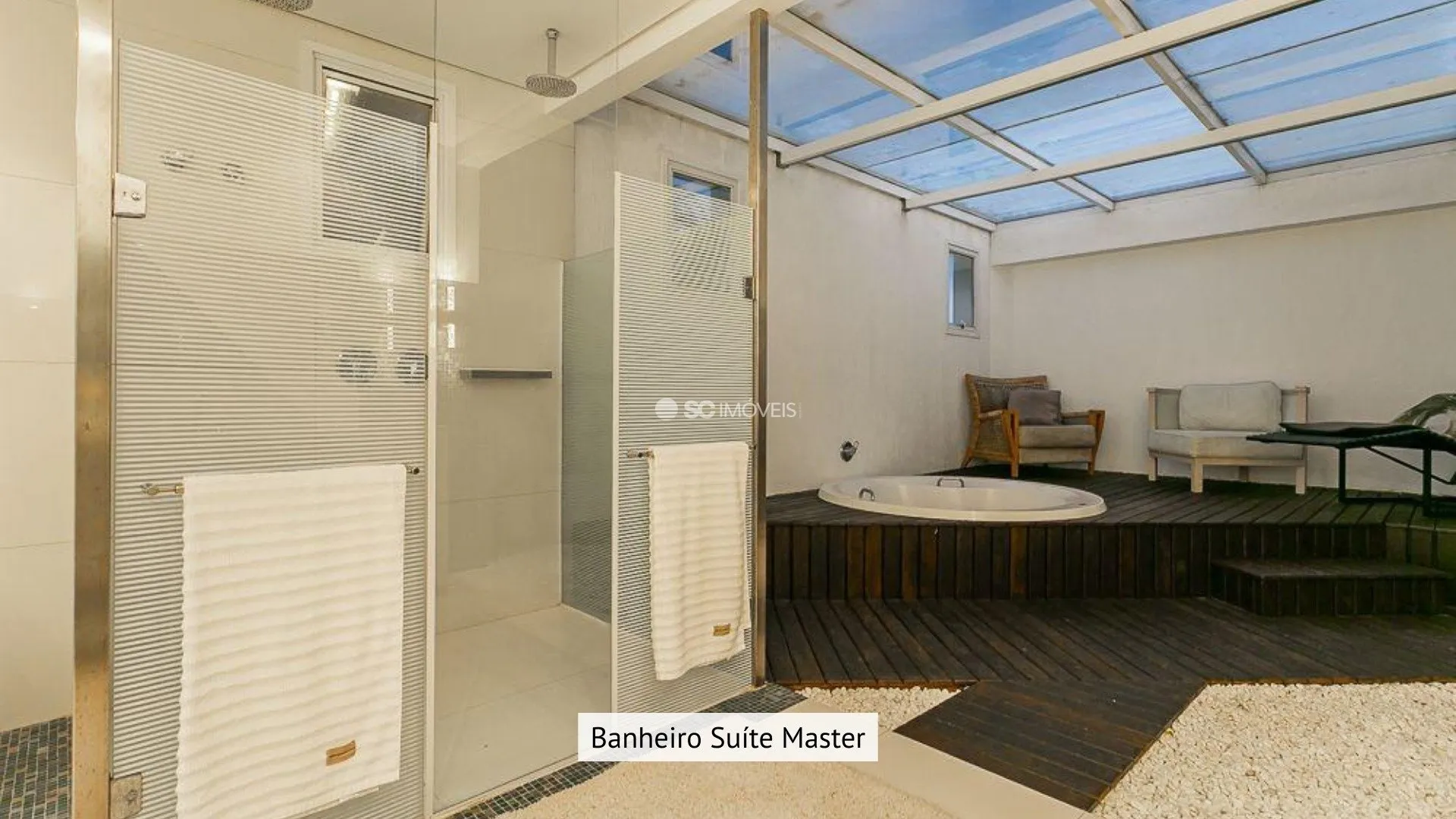800 m² house with 6 en-suite rooms and 4 parking spaces — photo 31