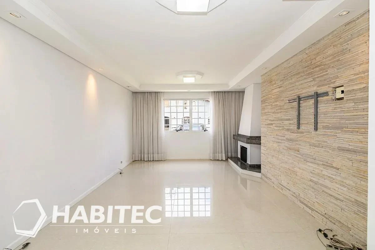Casa de 3 quartos com banheira — photo 17