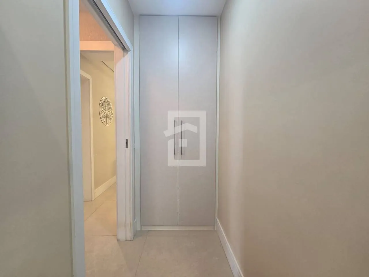 Furnished apartment, 125 m², with a mountain view — photo 14