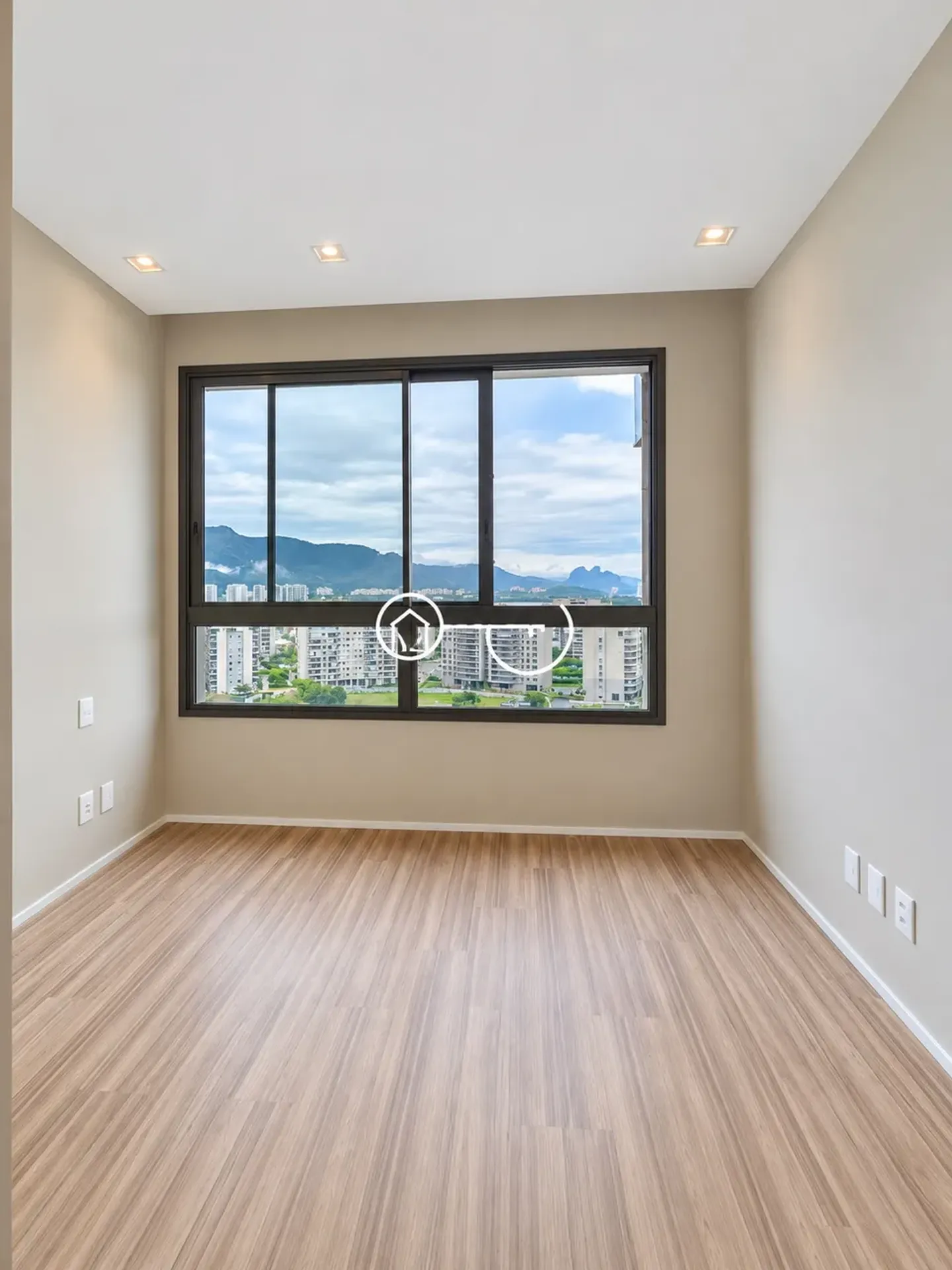 Furnished apartment, 120 m², with a jacuzzi — photo 8