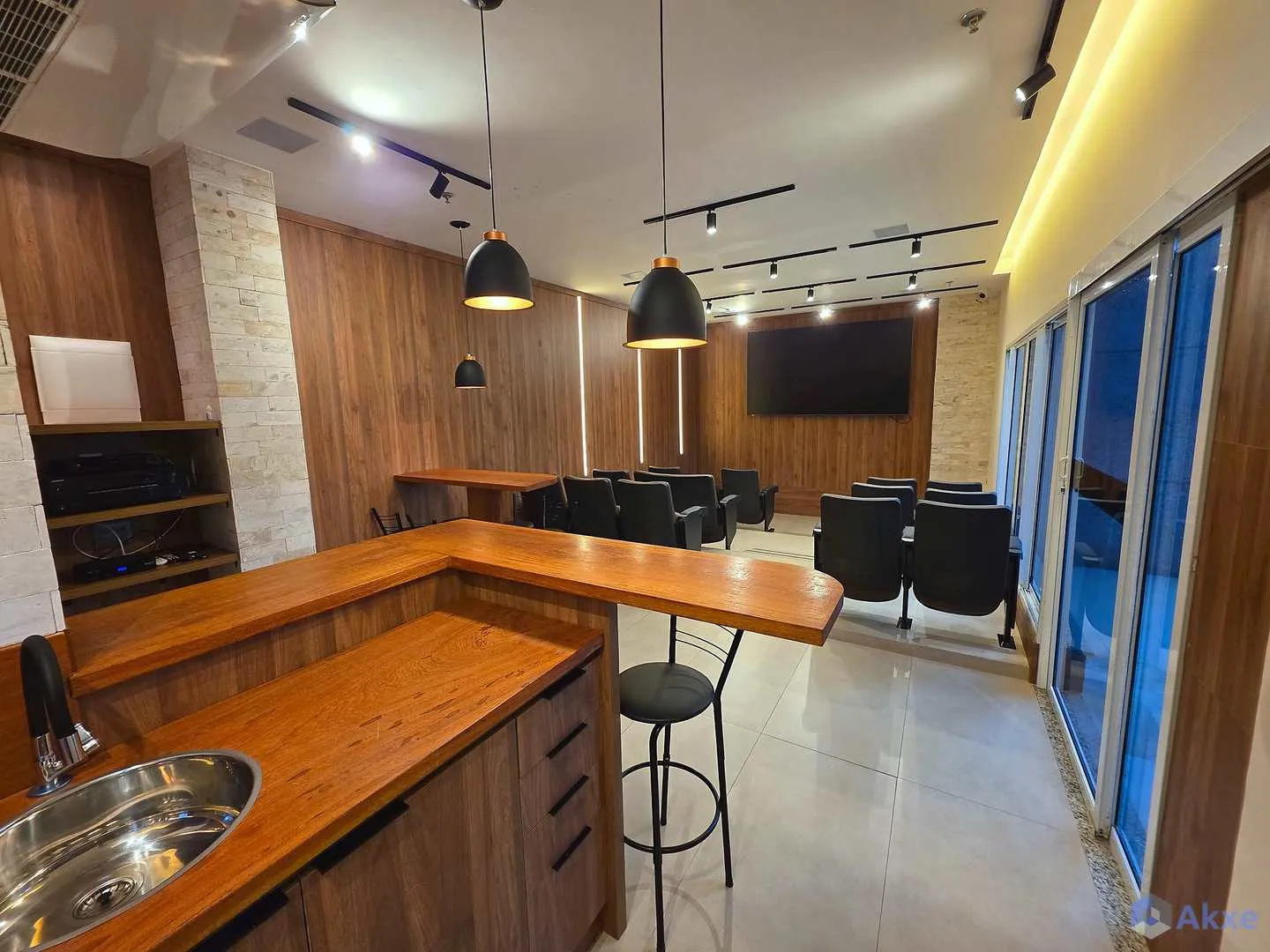 2-bedroom apartment with an en-suite and balcony grill — photo 30