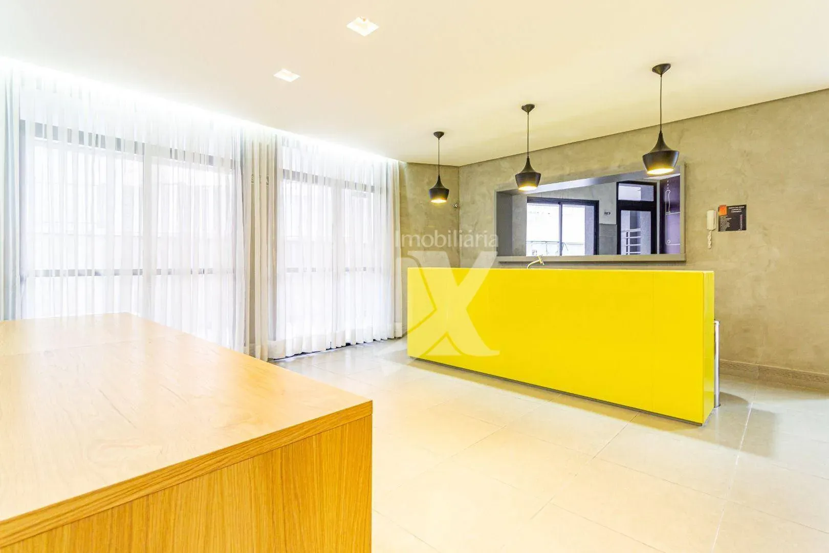 Wood or laminate floors in a one-bedroom apartment, 47 m² — photo 26