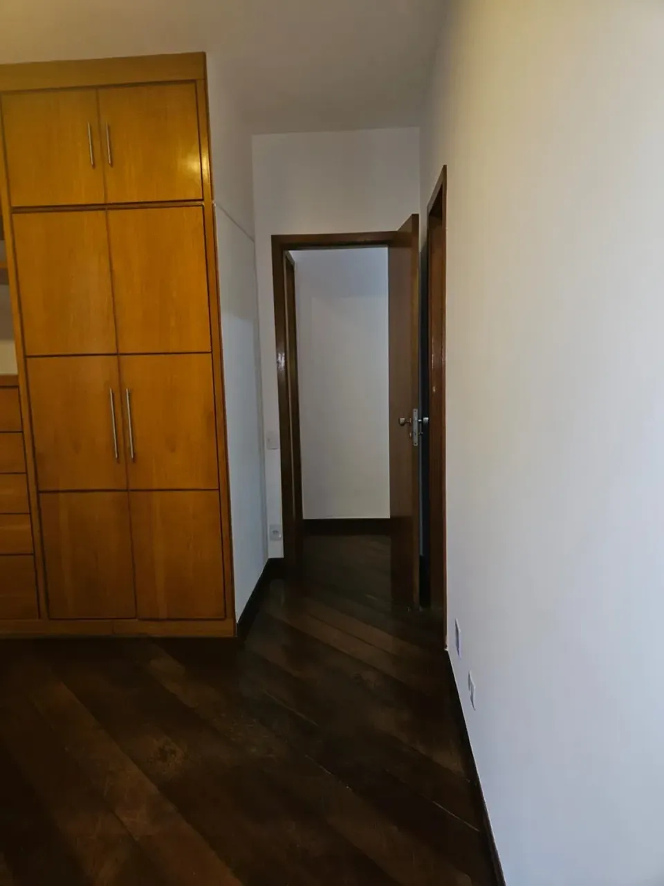 3-bedroom apartment with 2 parking spots and a view — photo 8