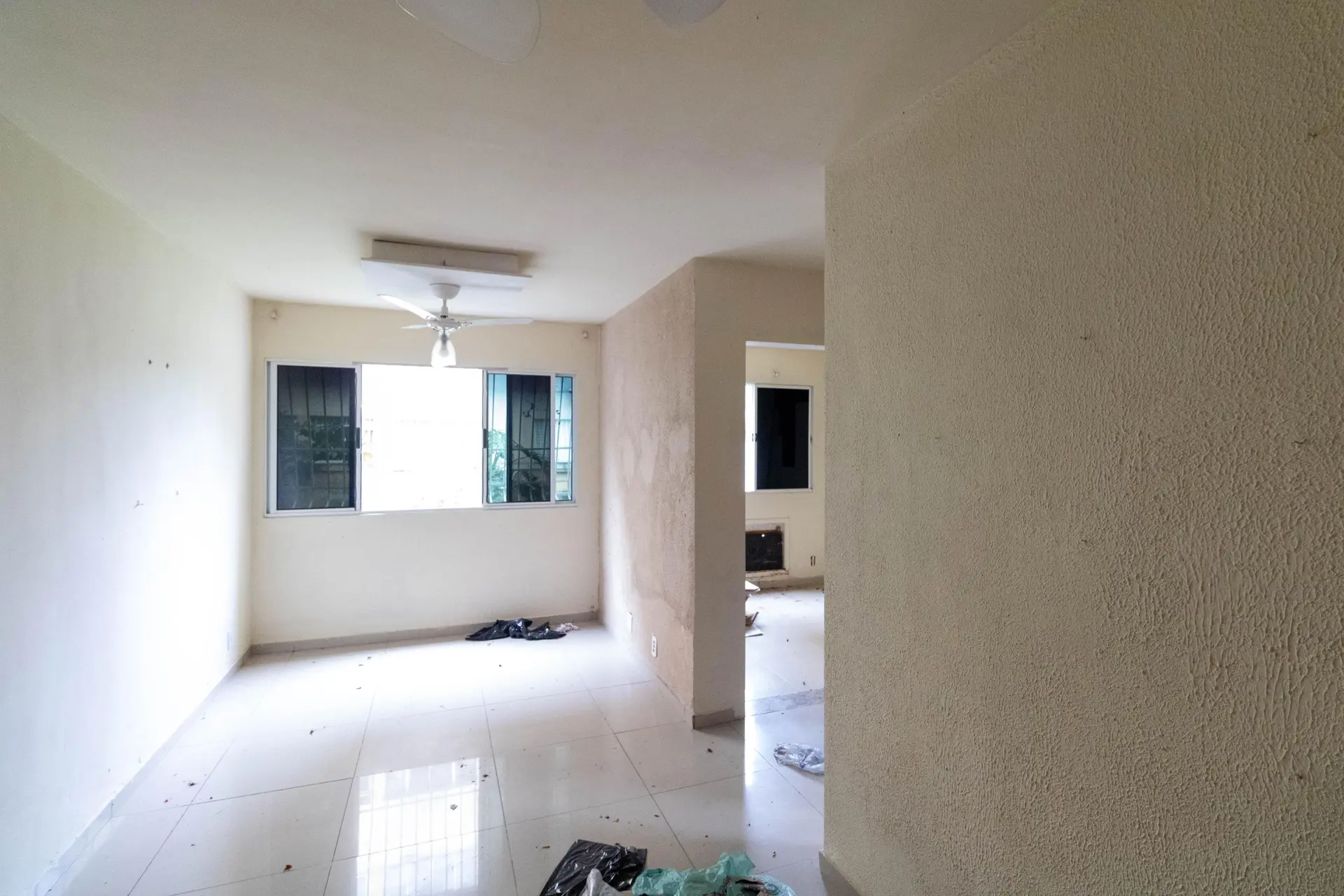 2-bedroom apartment with ceramic tile floors and 1 parking